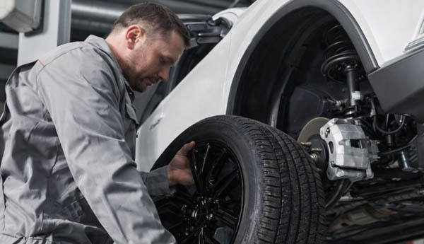 Сезонный шиномонтаж